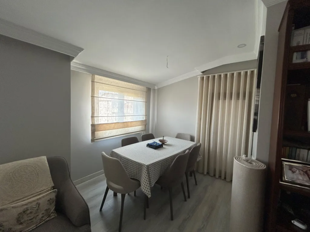 Yemek odası stor perde — yemek odası